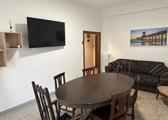 Metro C - Centocelle Ampio Con Tre Camere Da Letto